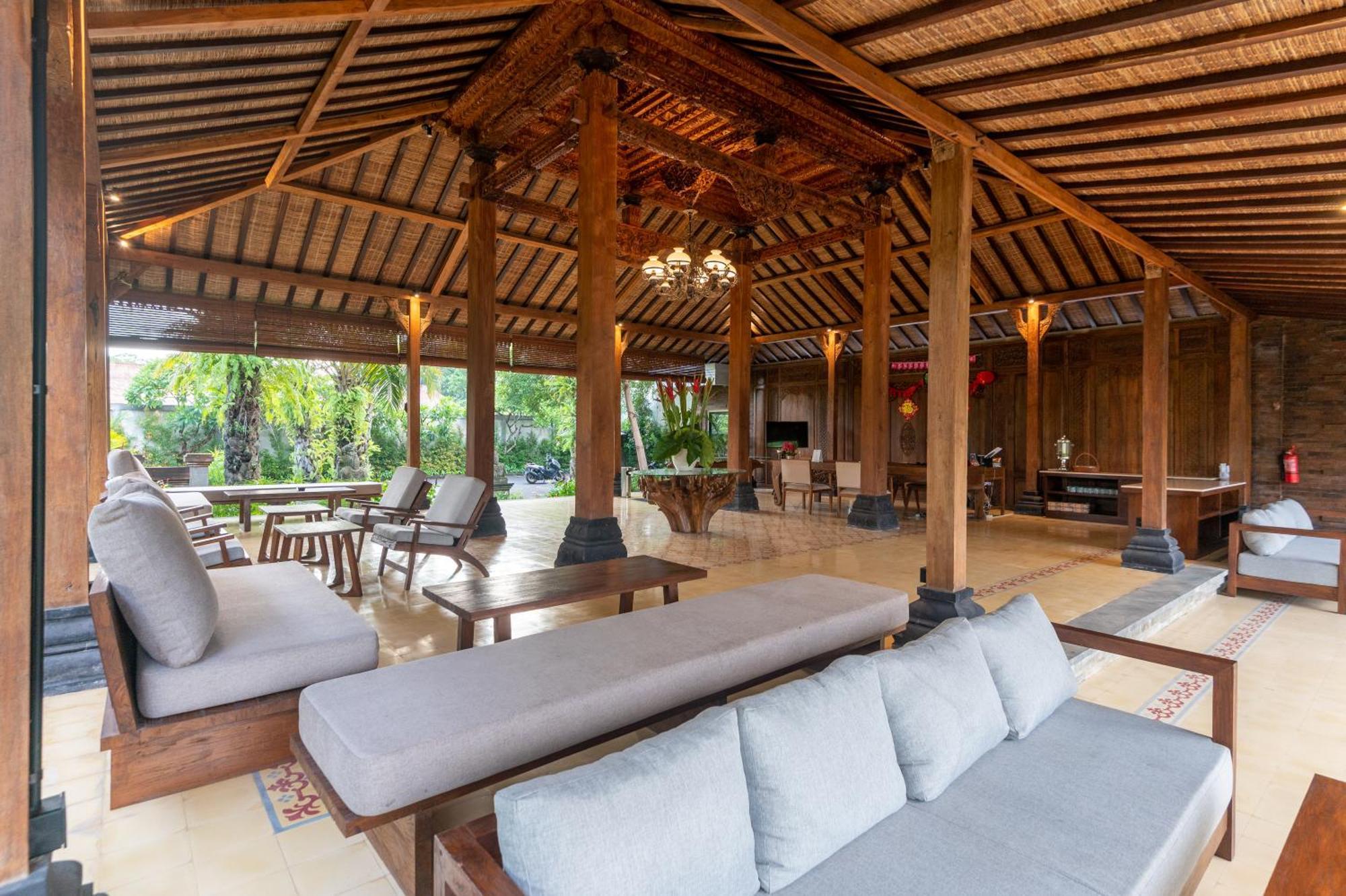 Griya Shanti Suites Sanur Buitenkant foto
