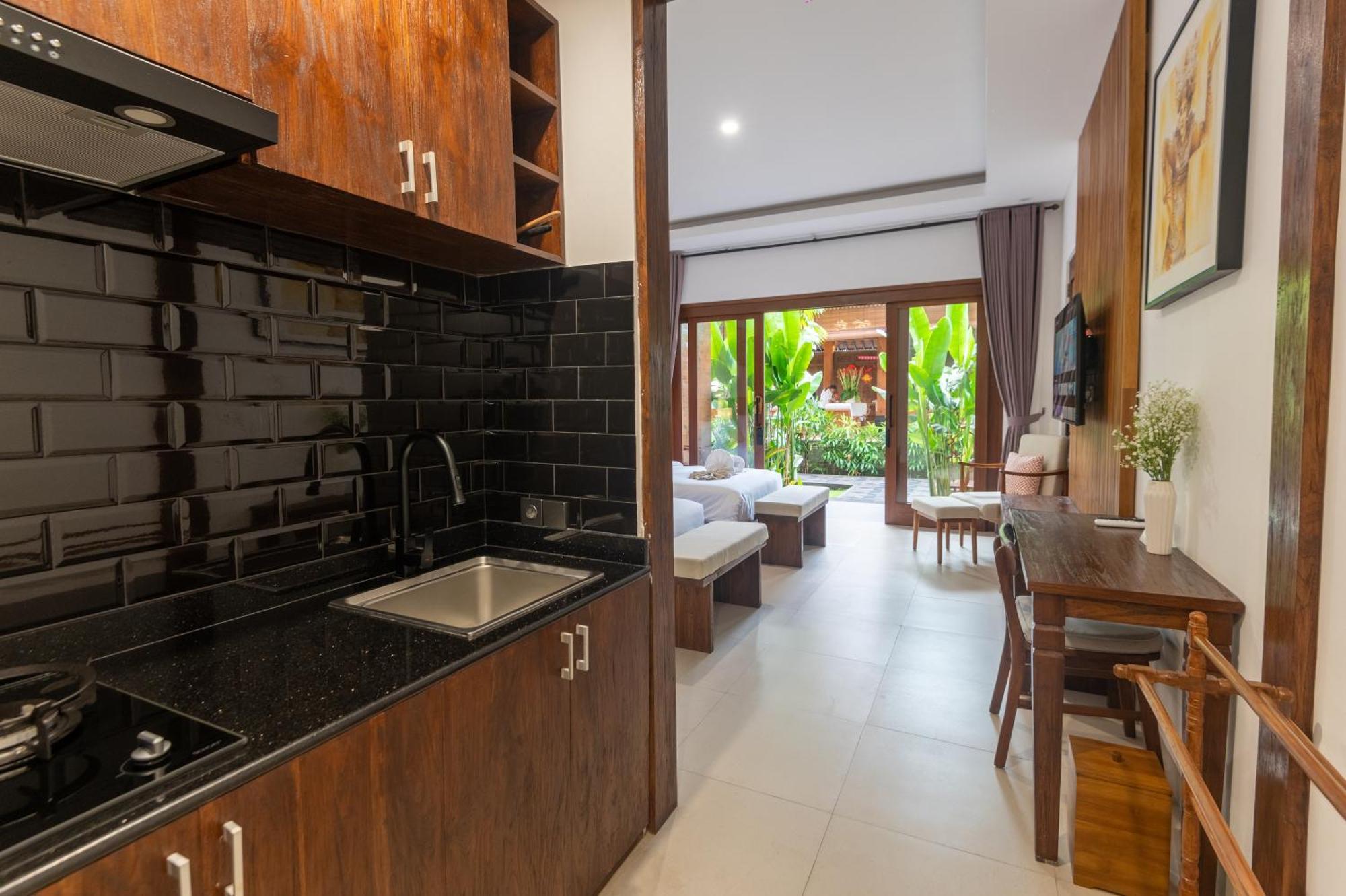 Griya Shanti Suites Sanur Buitenkant foto