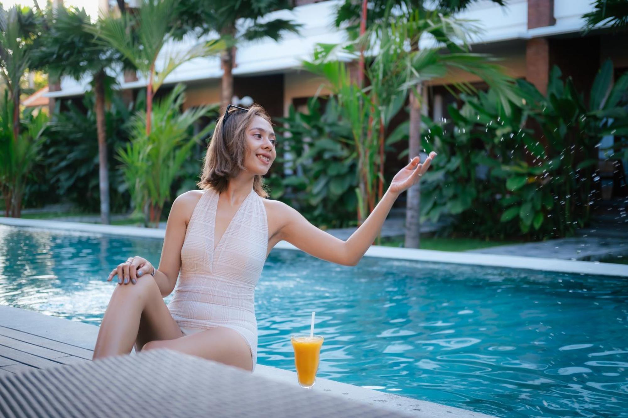 Griya Shanti Suites Sanur Buitenkant foto
