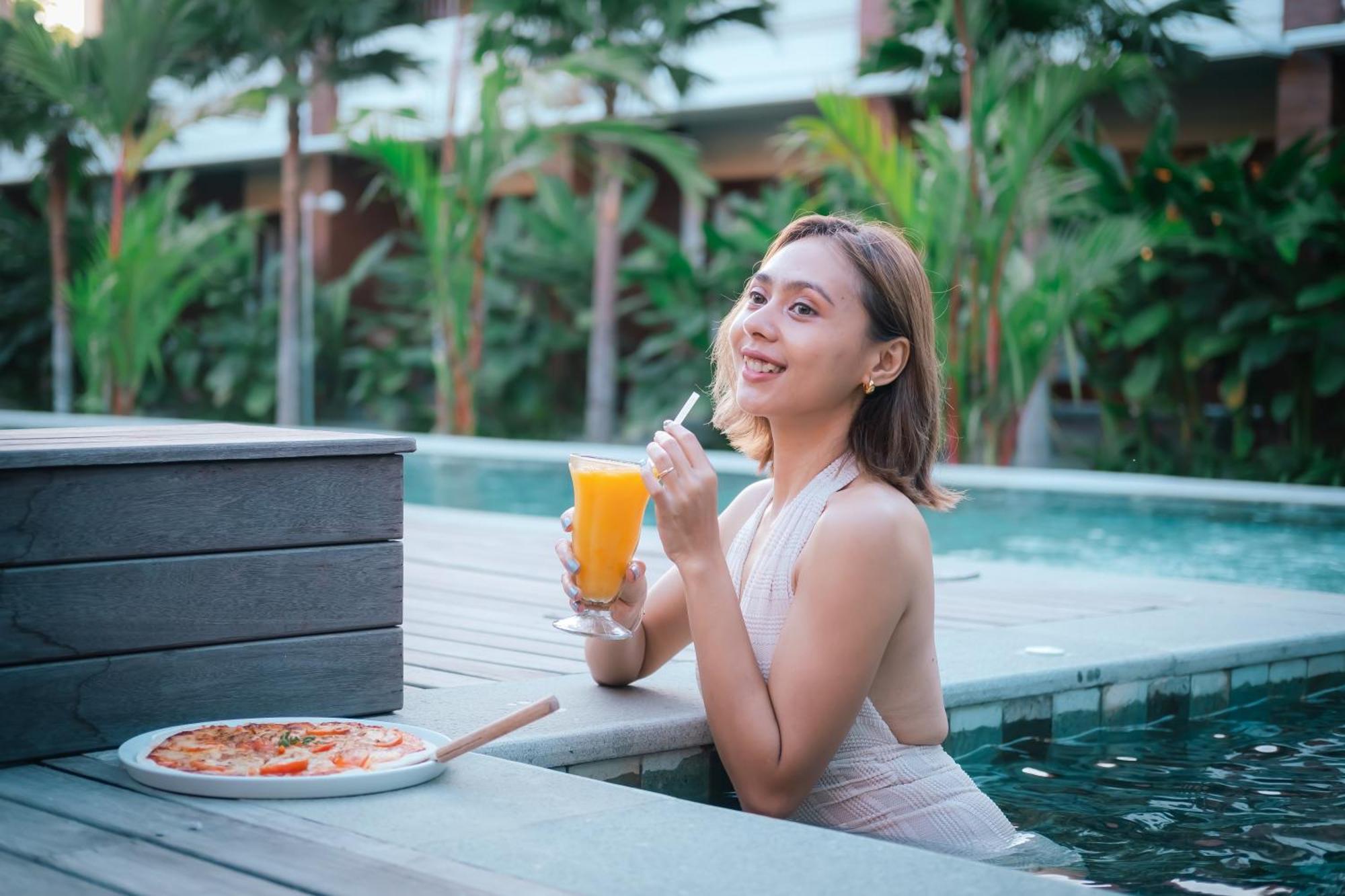Griya Shanti Suites Sanur Buitenkant foto